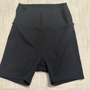 Joah brown body short